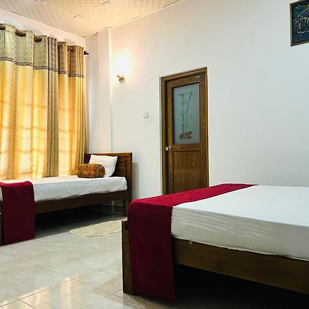 Royal Nest Bed and Breakfast Polonnaruwa Exteriör bild