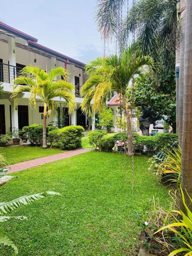 Royal Nest Bed and Breakfast Polonnaruwa Exteriör bild