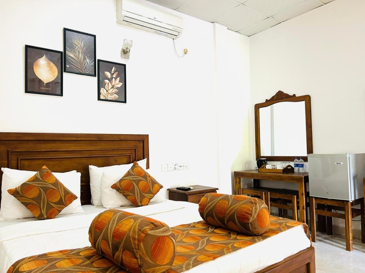 Royal Nest Bed and Breakfast Polonnaruwa Exteriör bild
